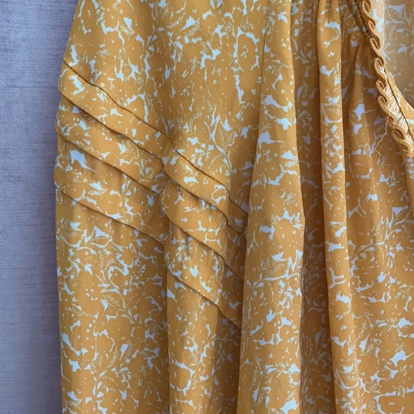 Free People All Tucks Printed Bodysuit Top - Picture 11 of 14